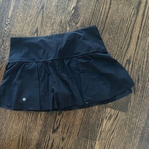 Lululemon Athletica Black Skorts with Tailored Pleats